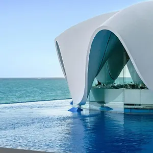 4* Hotel La Concha Renaissance